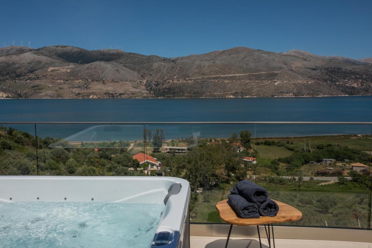 Moncasa Your Ionian *